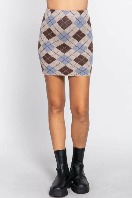 Argyle Diamond Patterned Knit Mini Skirt