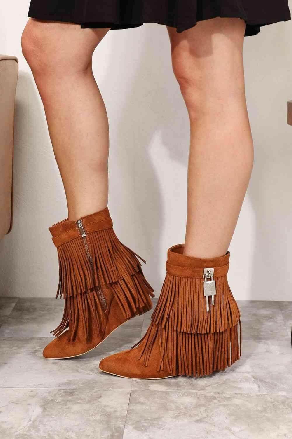 Fashionista Women's Tassel Wedge Heel Booties