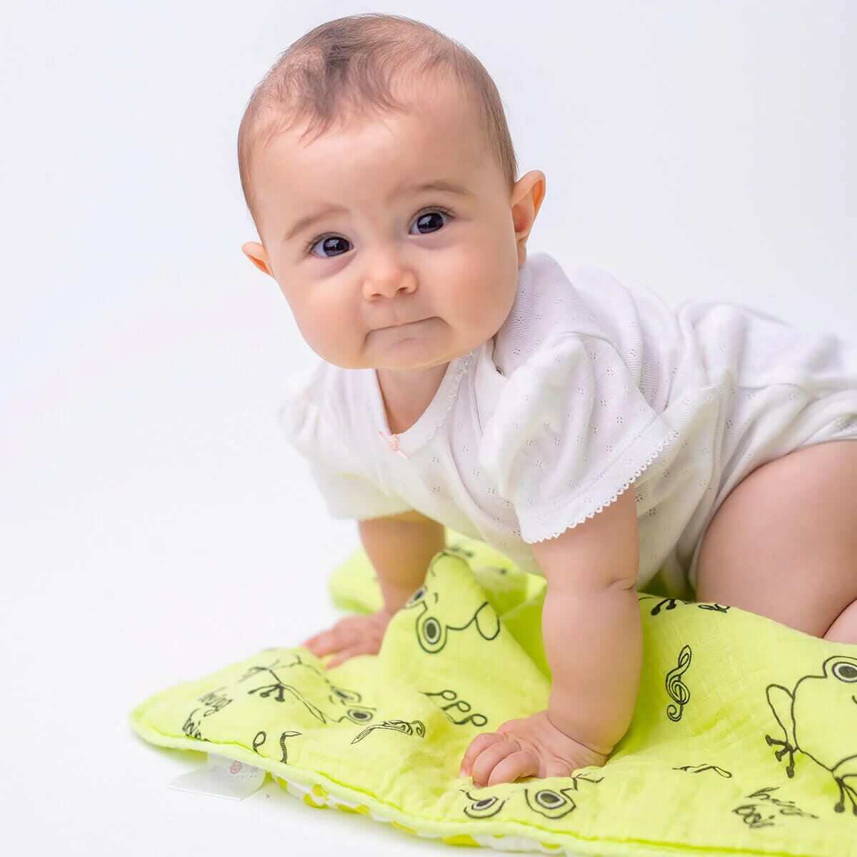 Luxurious Frog Print Baby Blanket crafted from Turkish Cotton by Milk&Moo