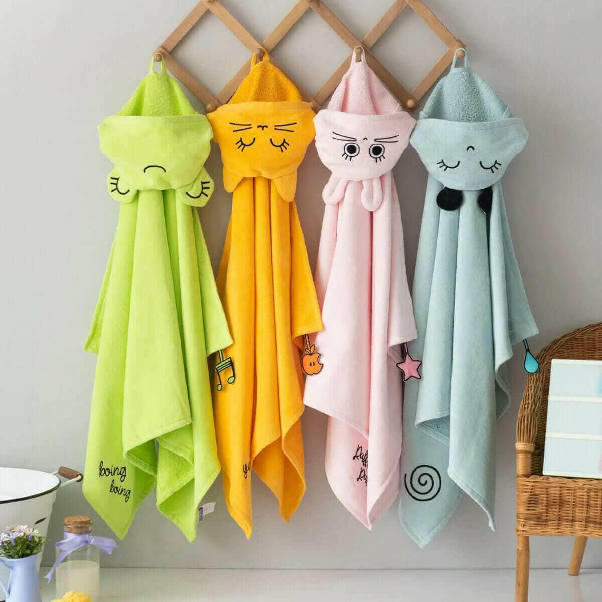 Luxurious Frog-themed Baby Hooded Towel from Milk&Moo